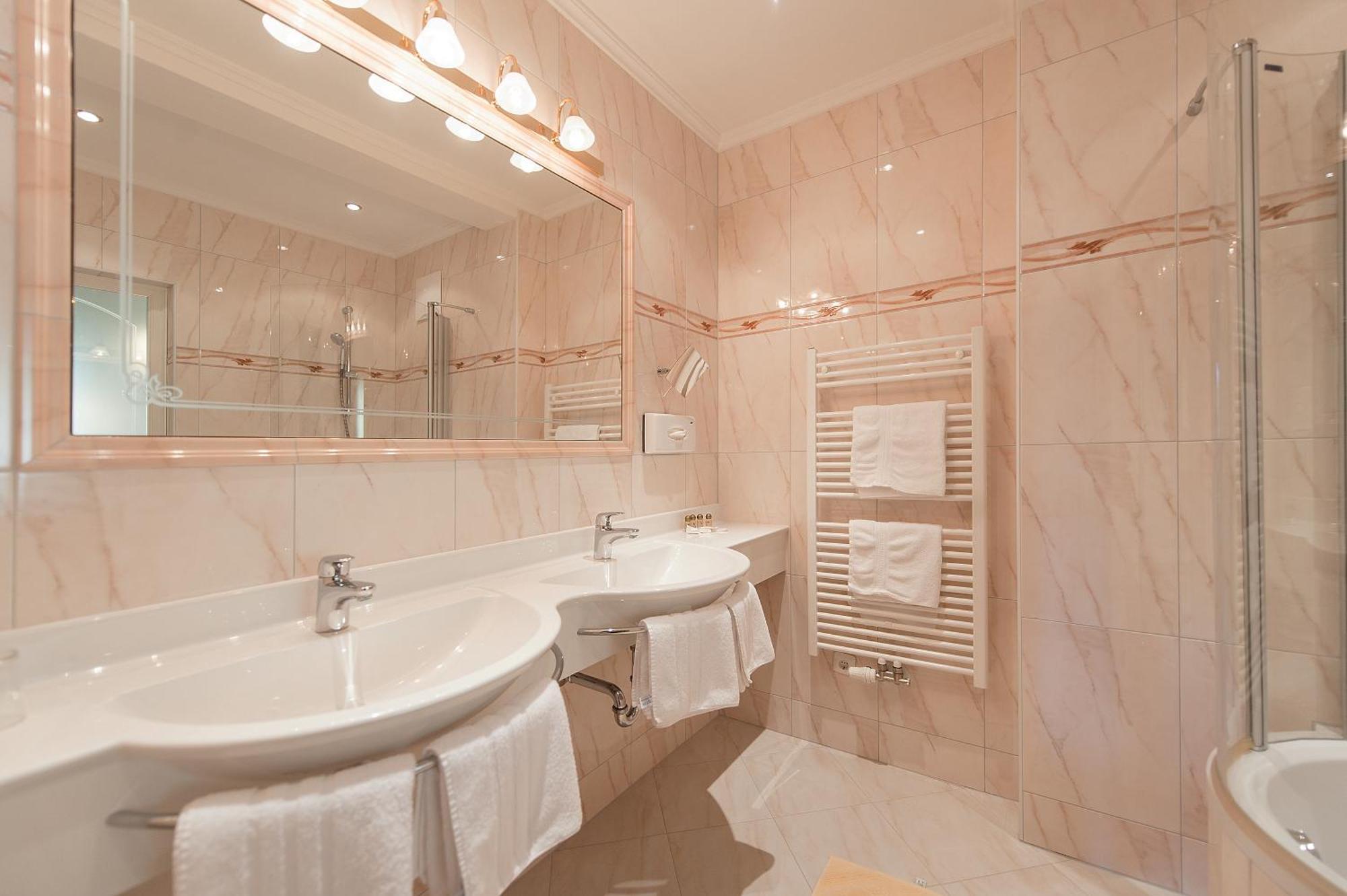 Hotel Dornauhof Finkenberg Luaran gambar